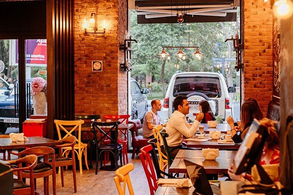  Bu azərbaycanlı məşhurun 10 restoranı var imiş - Görün o kimdir... - FOTO 