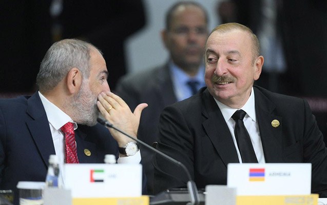  İlham Əliyev Paşinyanla BRİCS Sammitində söhbət etdi - FOTOLAR 